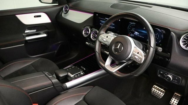 Mercedes-Benz EQA Amg Line Black #9