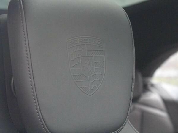 Porsche Taycan 79.2Kwh Saloon Black #5