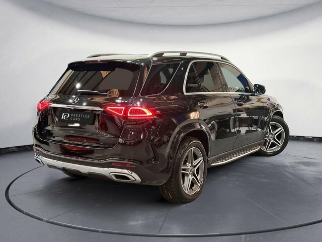 Mercedes-Benz GLE Class Gle350d Amg Line Premium Black #2