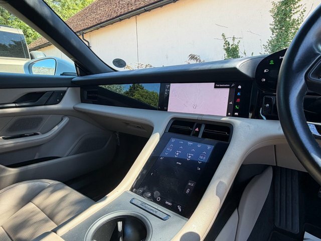 Porsche Taycan Taycan 4S 93Kwh Black #9