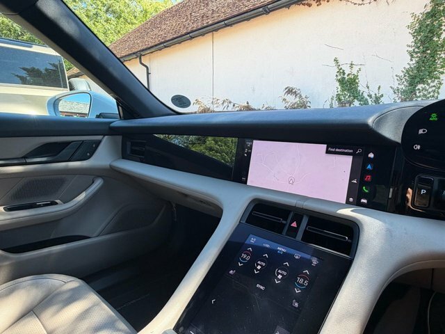 Porsche Taycan Taycan 4S 93Kwh Black #11