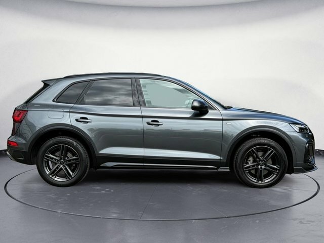 Audi Q5 Tfsie 50 S Line Grey #4