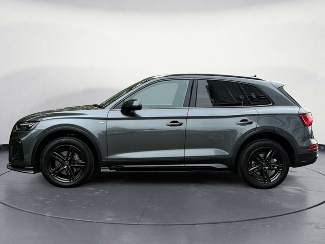 Audi Q5 Tfsie 50 S Line Grey #3