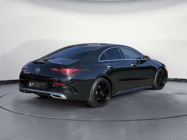 Mercedes-Benz CLA Class Cla200h Mhev Amg Line Black #2