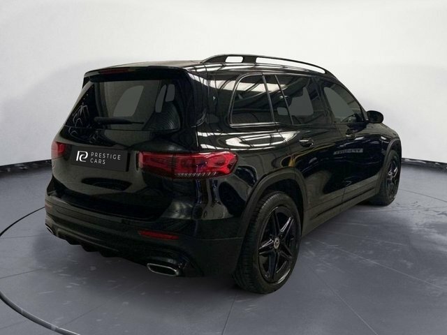 Mercedes-Benz GLB Class Glb200 Amg Line Premium Black #2