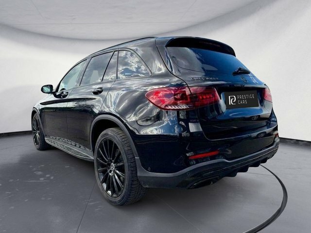 Mercedes-Benz GLC Class Glc300d Amg Line Premium Black #2