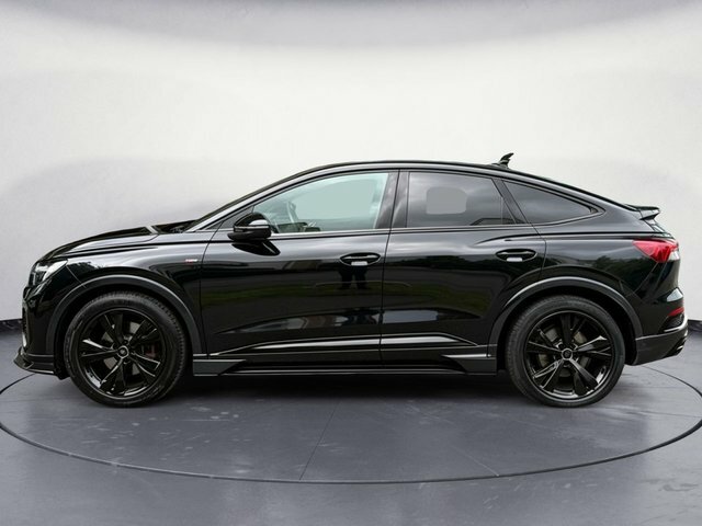 Audi Q4 E Tron S Line Sportback Black #4