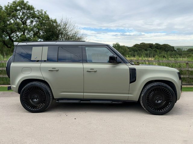 Land Rover Defender 110 P400e 15.4Kwh Xs Edition Green #4