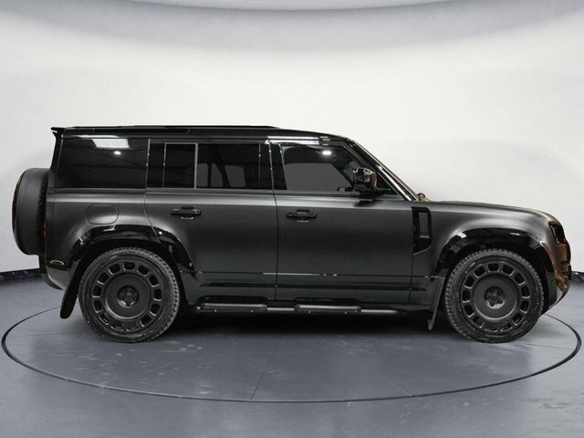 Land Rover Defender 110 P400e 15.4Kwh Xs Edition Black #3