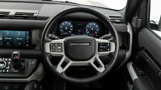 Land Rover Defender 110 P400e 15.4Kwh Xs Edition Black #5