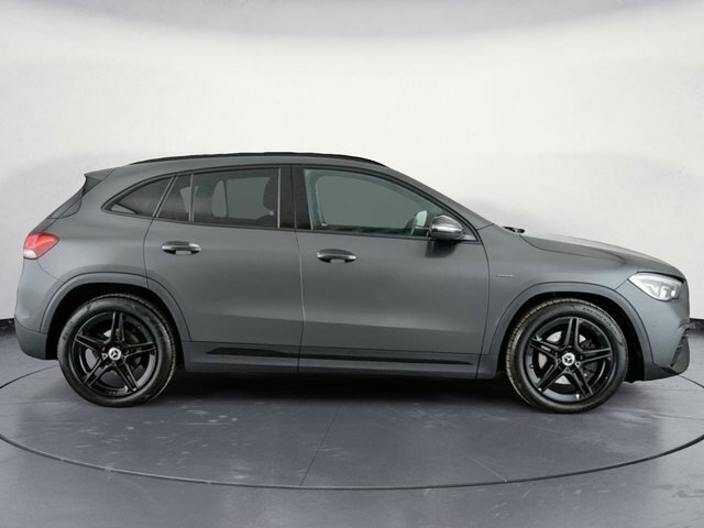 Mercedes-Benz GLA Class Gla200 Amg Line Suv Grey #3