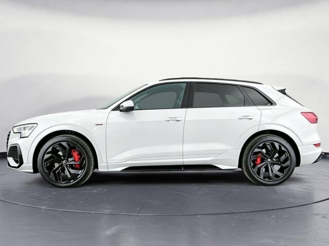 Audi E-tron Black Edition Suv Black #3
