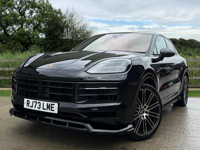 Porsche Cayenne V6 Coupe Black #3