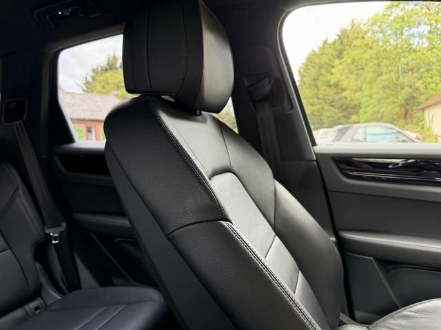 Porsche Cayenne Tiptronic S Black #17