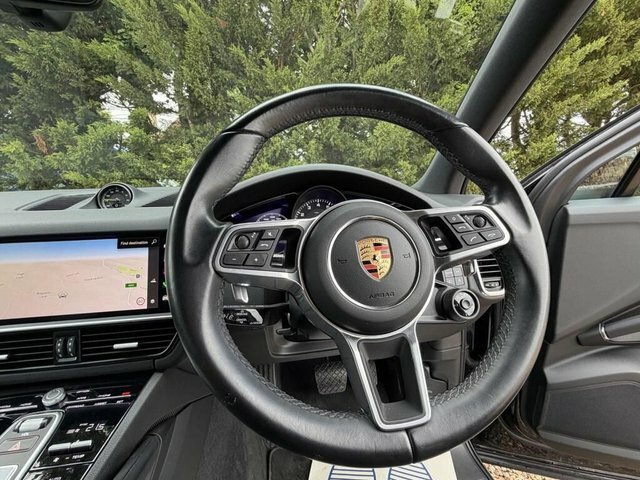 Porsche Cayenne Tiptronic S Black #8