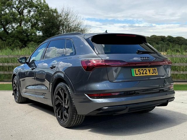 Audi E-tron Black Edition Suv Black #2