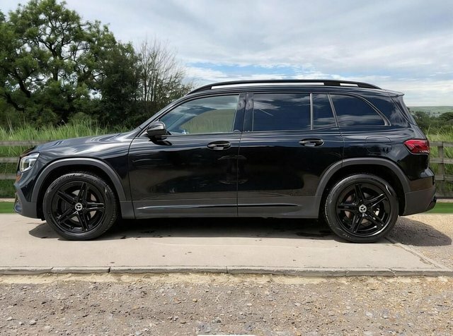 Mercedes-Benz GLB Class Glb200 Amg Line Premium Black #5