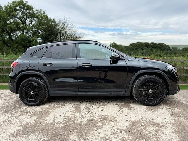 Mercedes-Benz EQA 250 66.5Kwh Amg Line Black #5