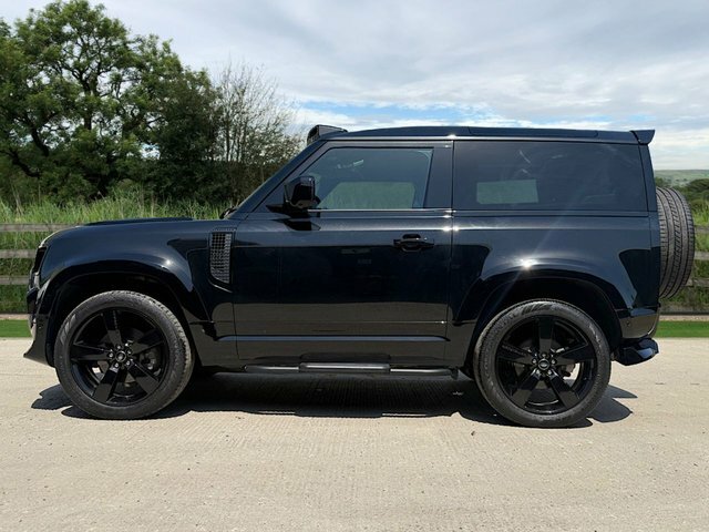 Land Rover Defender 90 D250 Mhev Hse Suv Black #4