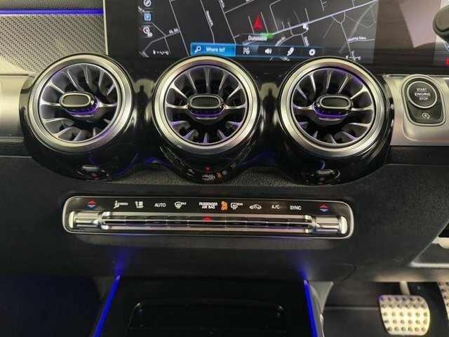 Mercedes-Benz GLB Class Glb 200 Amg Line Executive 7G-tronic White #11