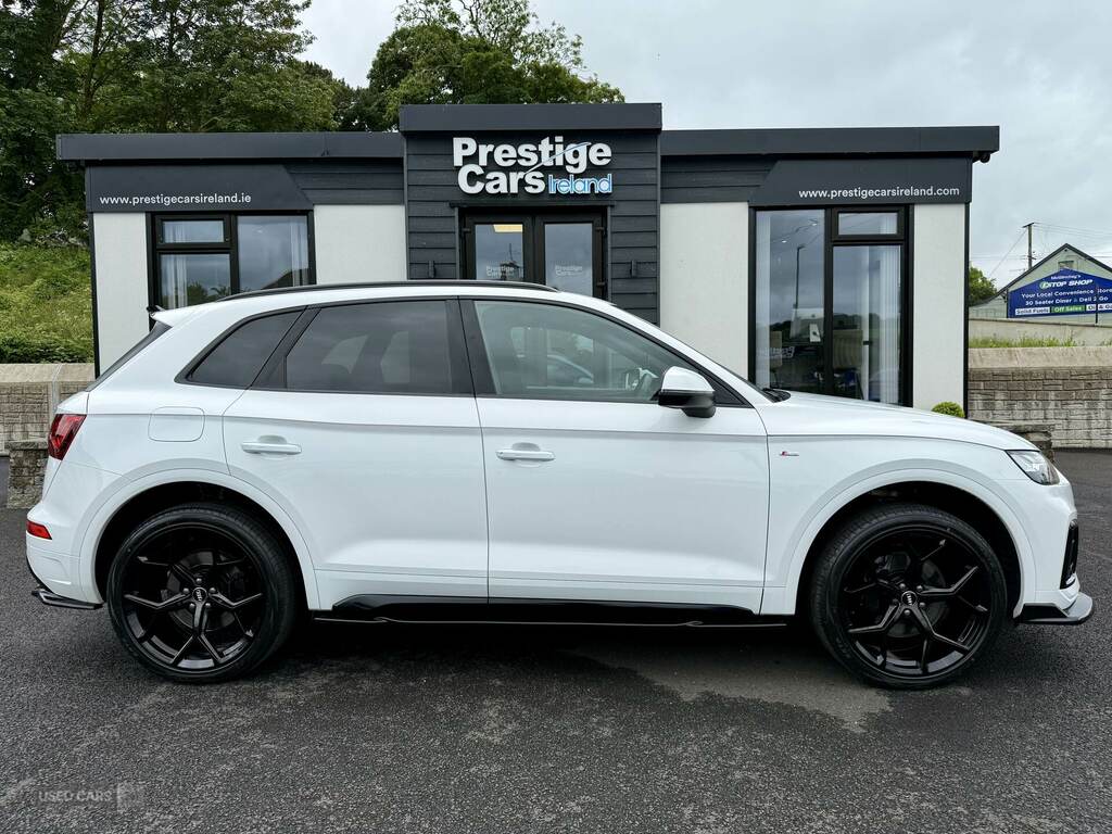 Audi Q5 2.0 Tdi 40 Edition 1 Sportback S Tronic Black #9