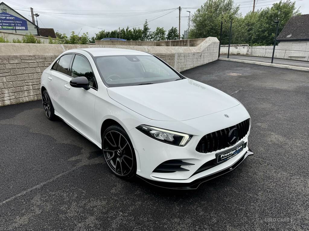 Mercedes-Benz A Class A250e Amg Line Executive Edition WV22OHH White #5