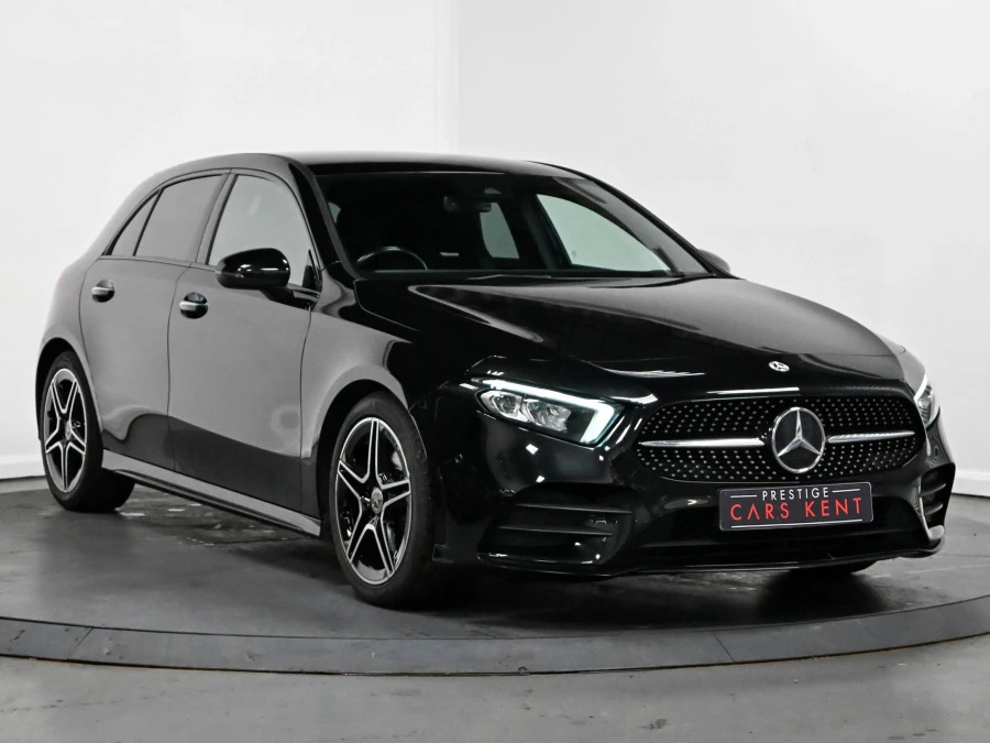 Mercedes-Benz A Class 1.3 A180 Amg Line Premium Hatchback 7 Black