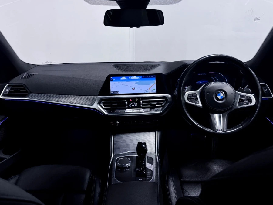 BMW 3 Series M340d Xdrive Saloon YG71VWJ Blue #2