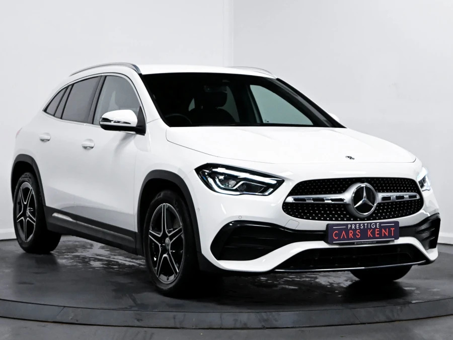Mercedes-Benz GLA Class 1.3 Gla200 Amg Line Executive Suv 7G- FX72PZL White