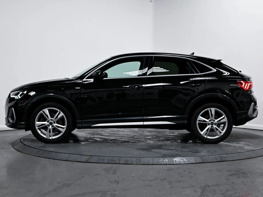 Audi Q3 1.4 Tfsie 45 S Line Sportback Plug-in H RE23KPA Black #4