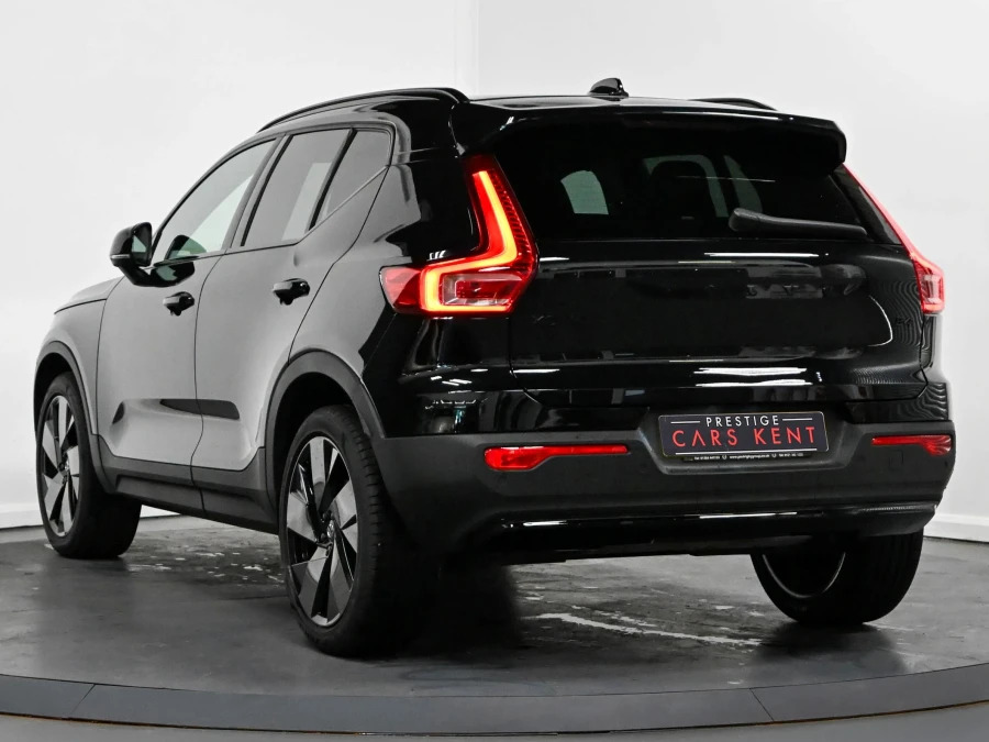 Volvo XC40 Black Edition Plus B4 197 Hp BT74YFO Black #3
