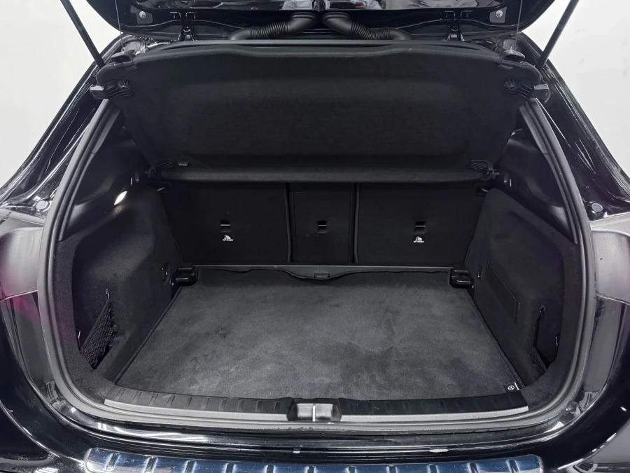 Mercedes-Benz GLA Class 1.3 Gla200 Amg Line Premium Suv 7G-dc Black #6