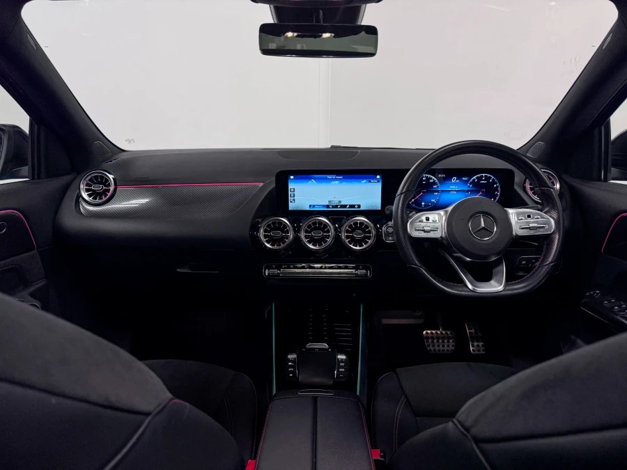 Mercedes-Benz GLA Class 1.3 Gla200 Amg Line Night Edition Premium Plus S FX72OVK Blue #2