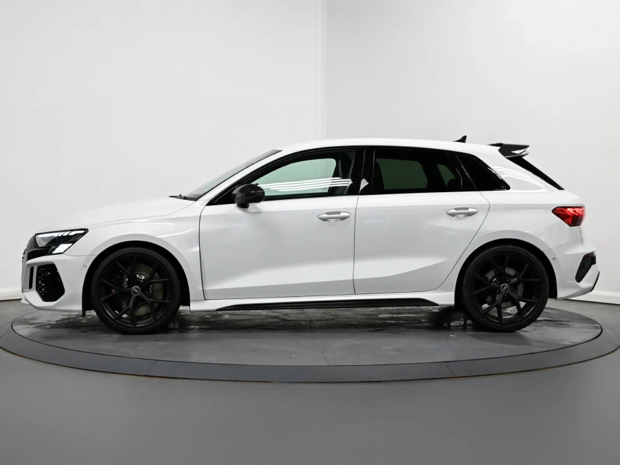 Audi RS3 2.5 Tfsi Carbon Black Sportback S Troni White #4