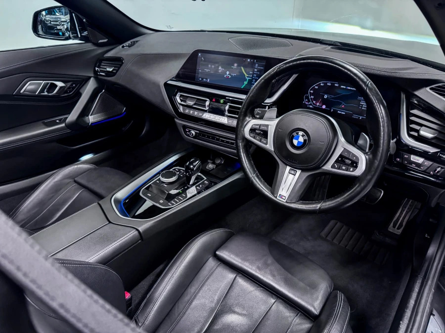 BMW Z4 Z4 M40i HV72YDX Black #2
