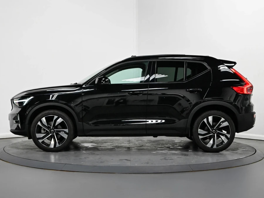 Volvo XC40 Ultimate Dark B3 163 Hp OE73RMU Black #4