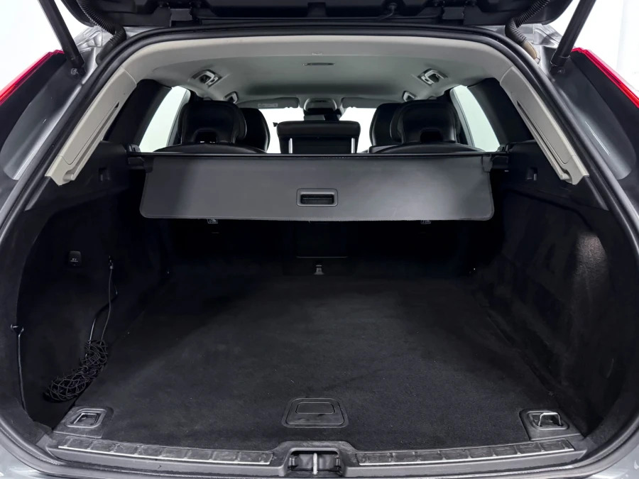 Volvo XC60 Momentum T5 Awd FM68EOT Grey #6