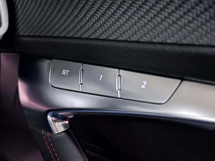 Audi RS6 Avant 4L Null Black #31