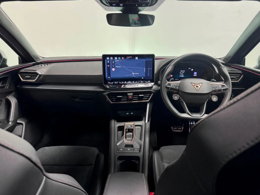 Cupra Leon 1.5 Ehybrid 25.8Kwh Vz First Edition Hatchback Grey #2