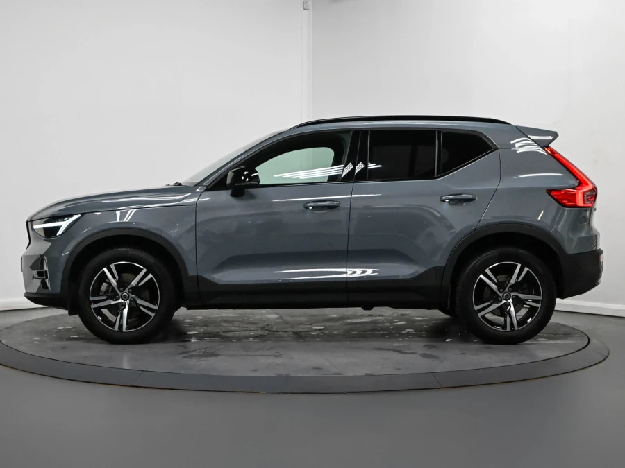 Volvo XC40 Plus B4 197 Hp DN23UXP Grey #4