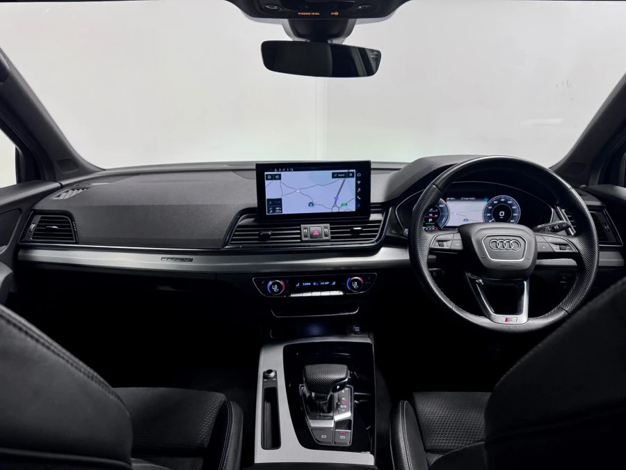 Audi Q5 2.0 Tfsie 50 S Line Suv Plug-in Hybrid Black #2