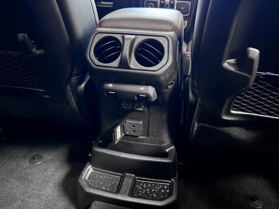 Jeep Wrangler Rubicon Unlimited #10