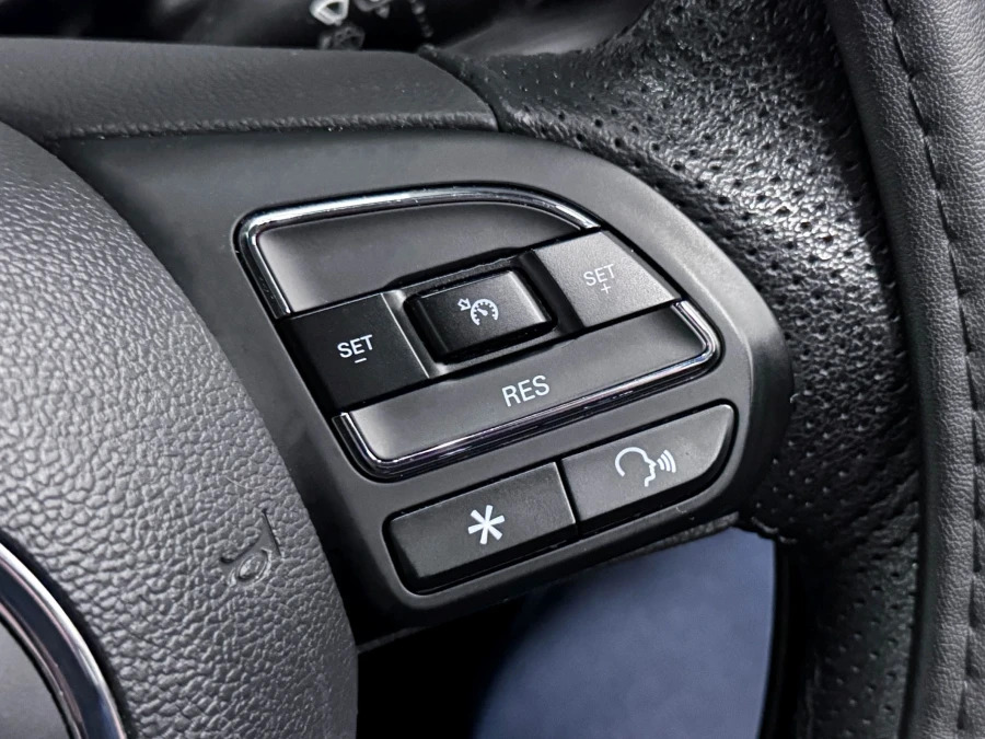 MG MG3 3 Exclusive Nav Vti-tech Black #23