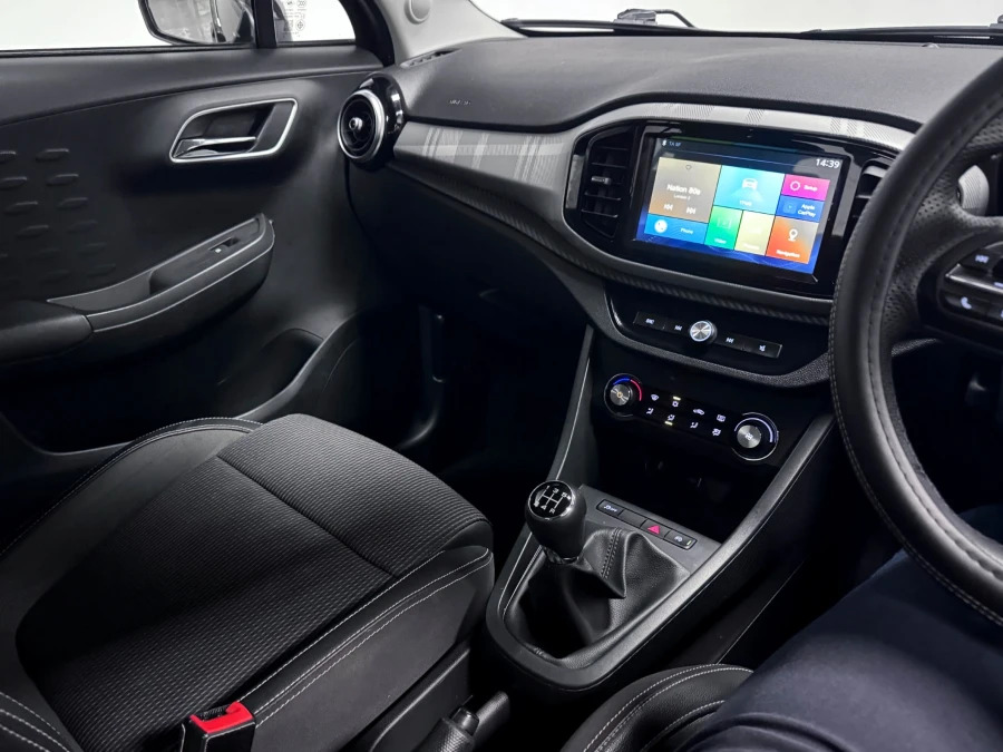MG MG3 3 Exclusive Nav Vti-tech Black #24