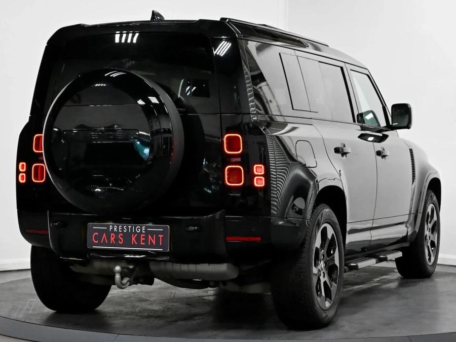 Land Rover Defender 110 X-dynamic Hse Black #18