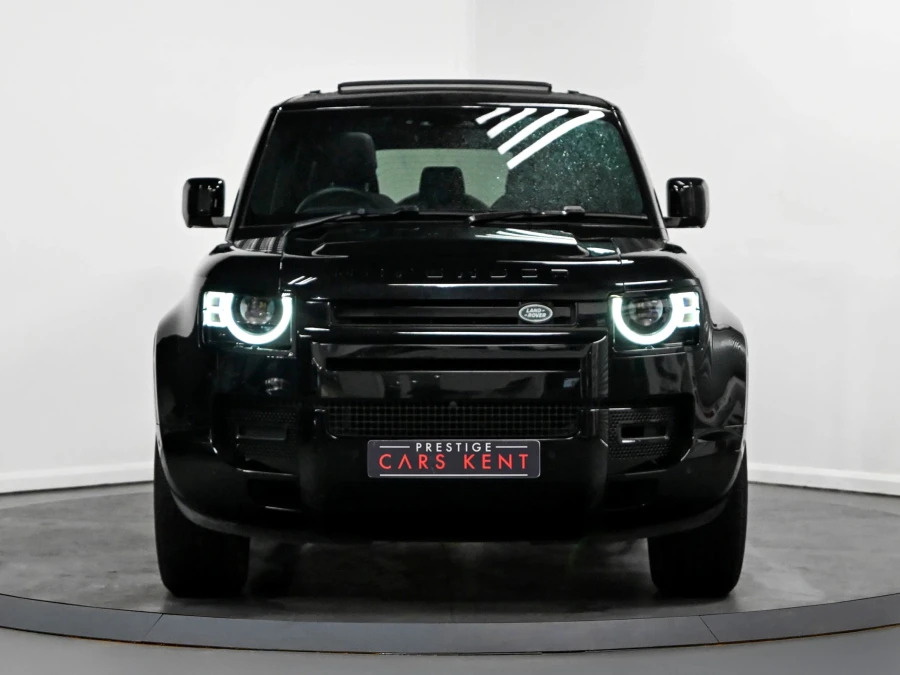 Land Rover Defender 110 X-dynamic Hse Black #16
