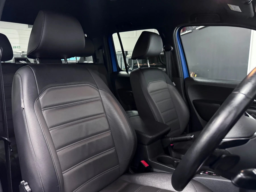 Volkswagen Amarok 3L Black Edition Blue #21