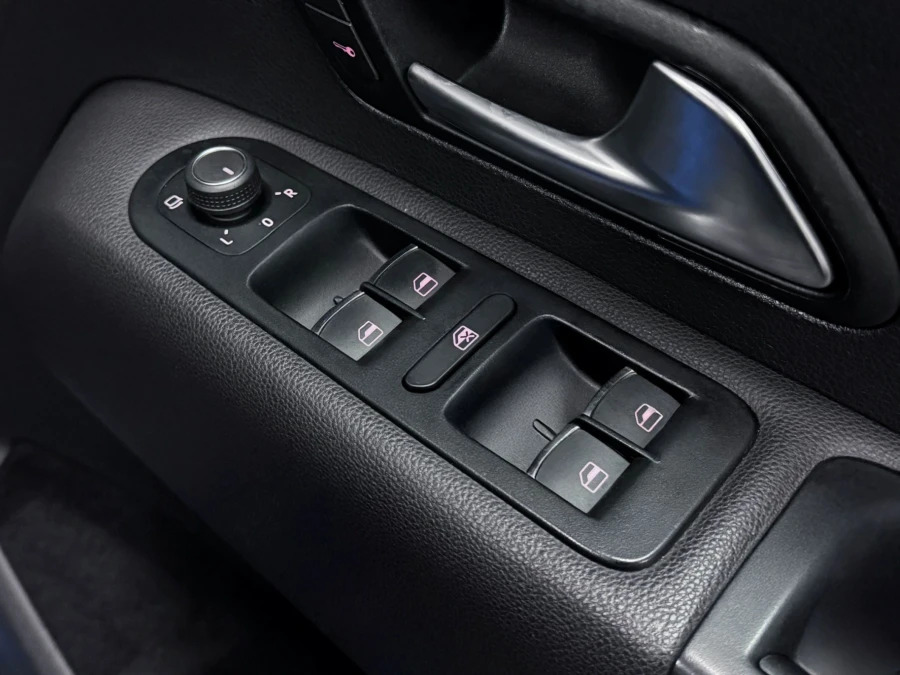 Volkswagen Amarok 3L Black Edition Blue #13