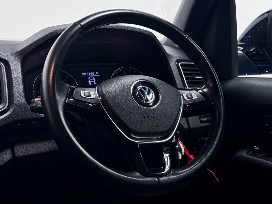 Volkswagen Amarok 3L Black Edition Blue #10
