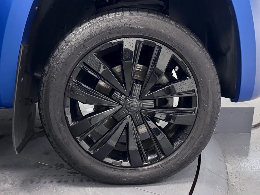 Volkswagen Amarok 3L Black Edition Blue #43